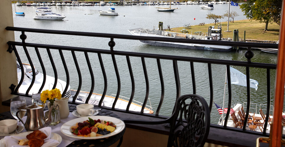 Delamar Greenwich Harbor Экстерьер фото